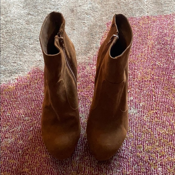 9.5 Target Brown Suede Platform Booties - Picture 2 of 4
